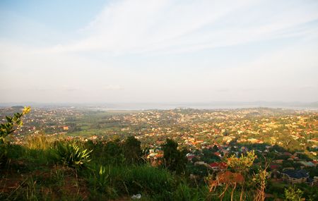 Uganda Sewaan Kereta